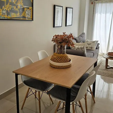 Apartamento Moderno departamento con garage en centro de Salta